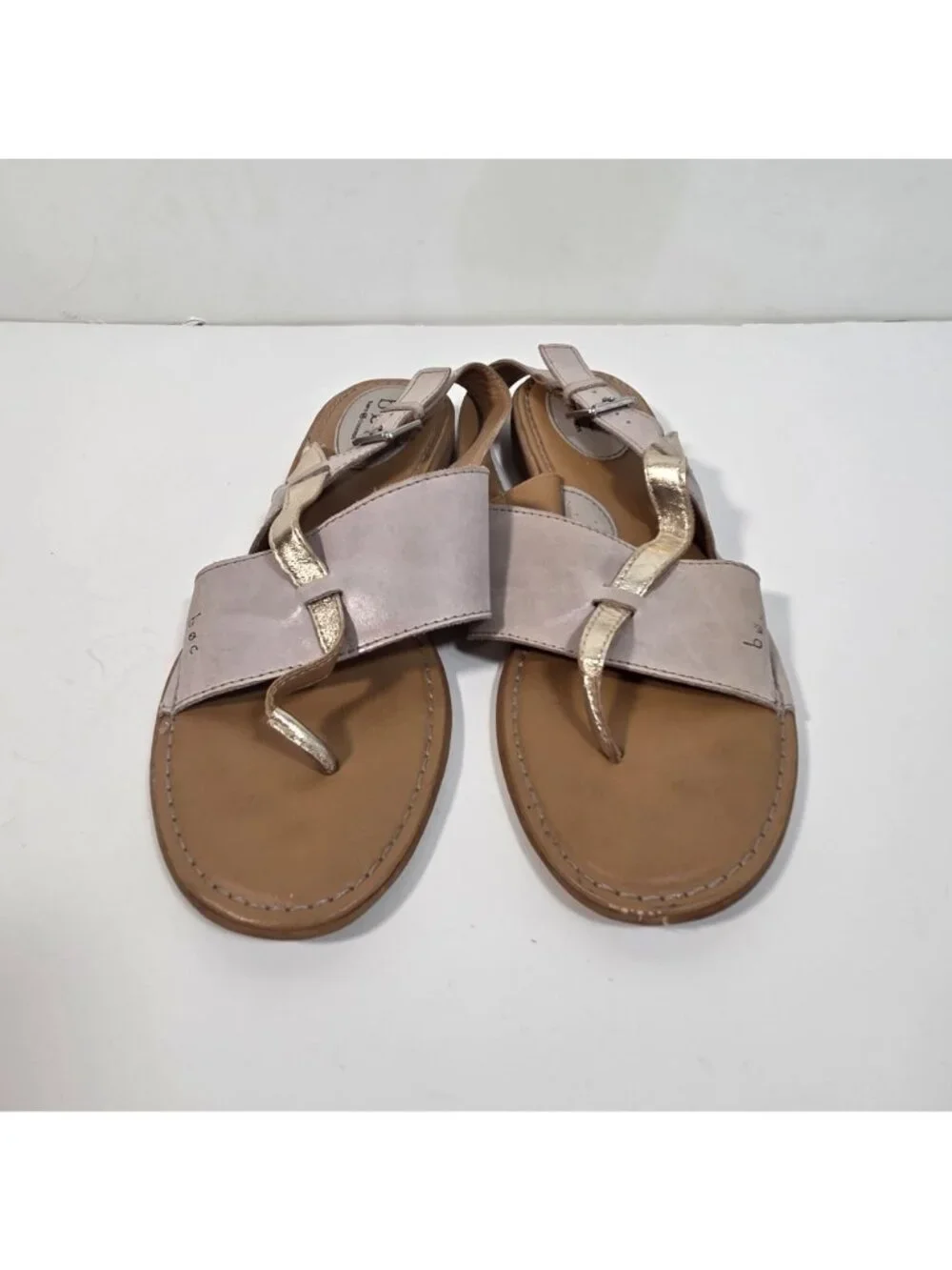 b.o.c. Lowery Cream Gold Leather Sandals Boho Coastal Minimalist Size 10